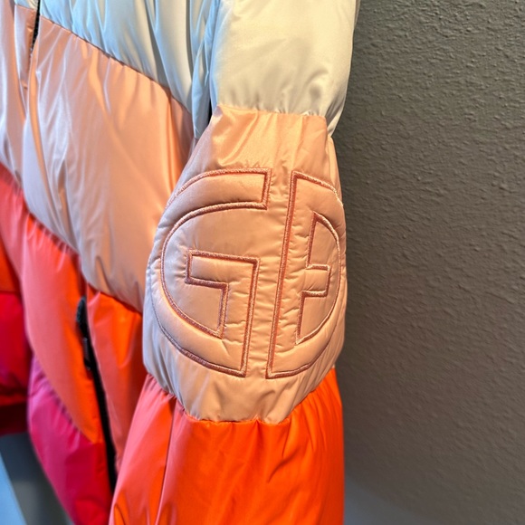 Goldbergh Bliss Puffer Ski Jacket-NWT with Removable Sleeves - Picture 9 of 16
